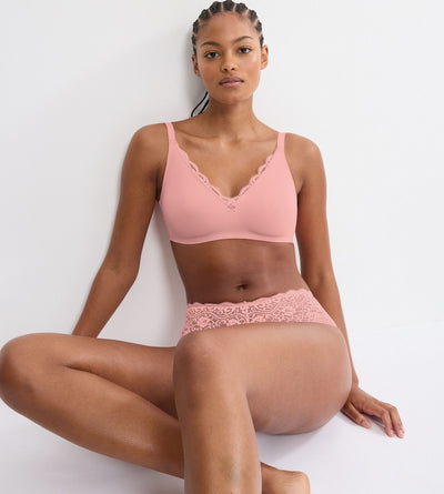 PINK TRIUMPH AMOURETTE NON-WIRED MINIMISER BRA