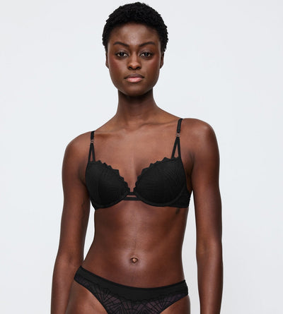 BLACK TRIUMPH THAT NIGHT IN VEGAS STYLE LAB PUSH-UP BRA