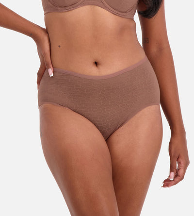 GREY TRIUMPH SIGNATURE SHEER MAXI